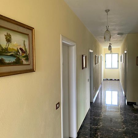 Risus Hotel Golem  Exterior photo